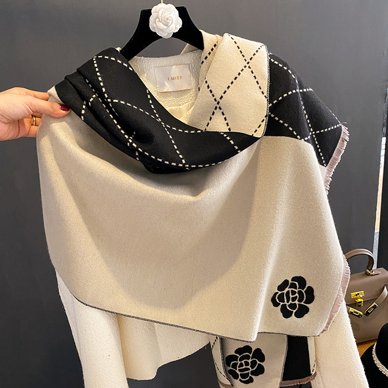 冬用スカーフ、女性用、高級感のある花柄プリント、エレガントな - Woven Scarf Blanket のレビューと価格
