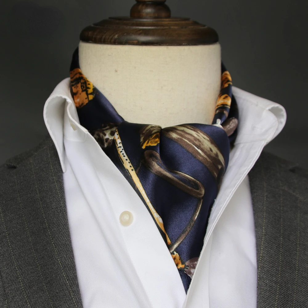 英国製、紳士用シルクスカーフ、小さめの正方形タオル、サテンシ - Face Scarf Mask のレビューと価格